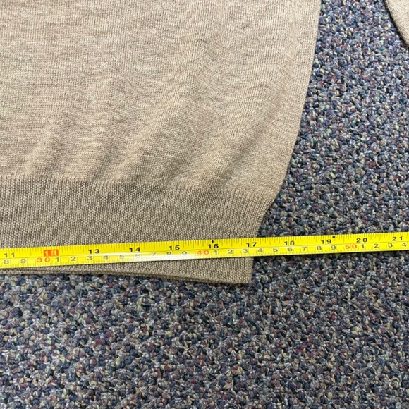 Joseph & Lyman Men’s Tan Wool Sweater Size XL - Picture 8 of 11